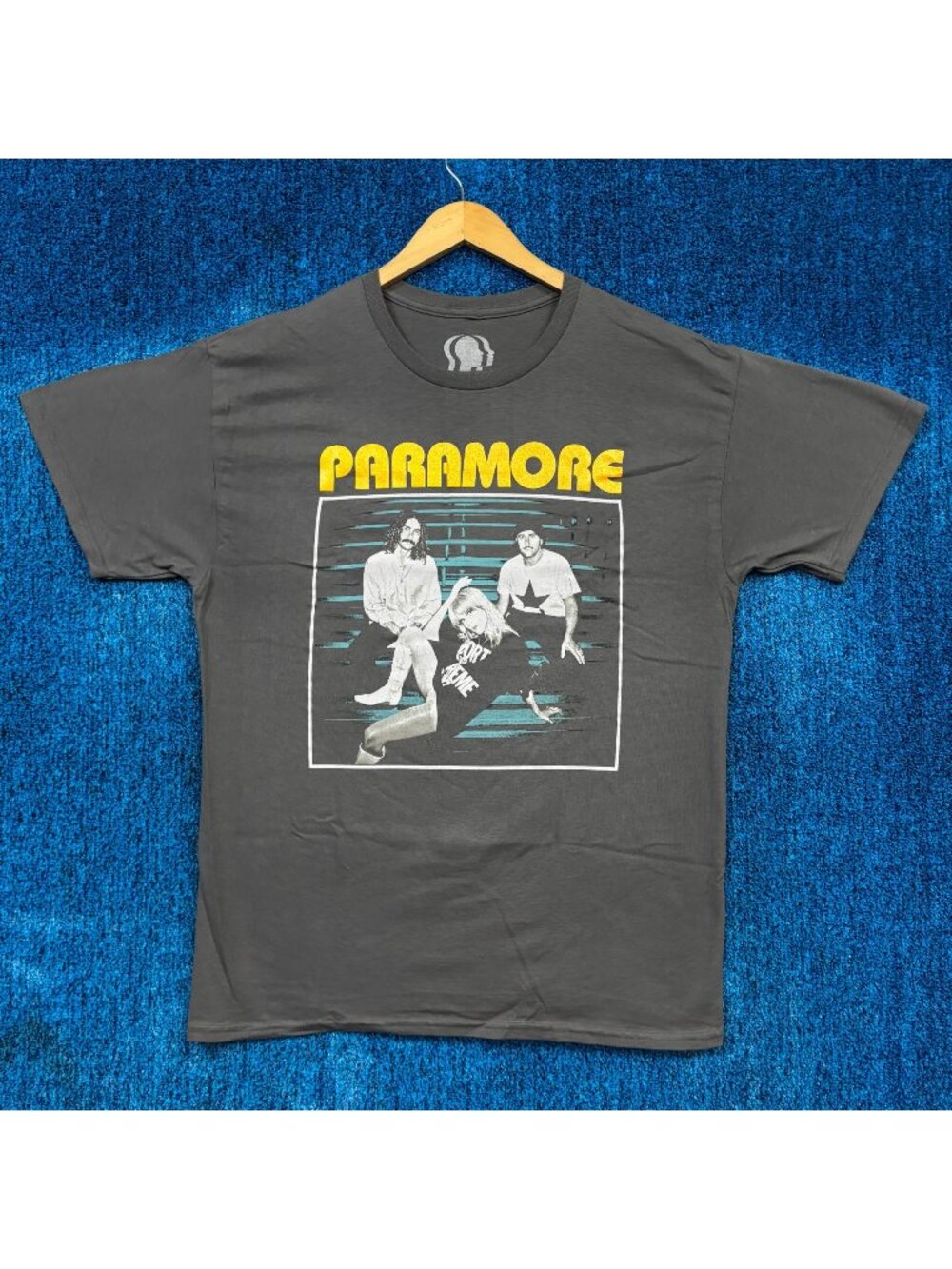 Paramore Rock T-Shirt Size Large